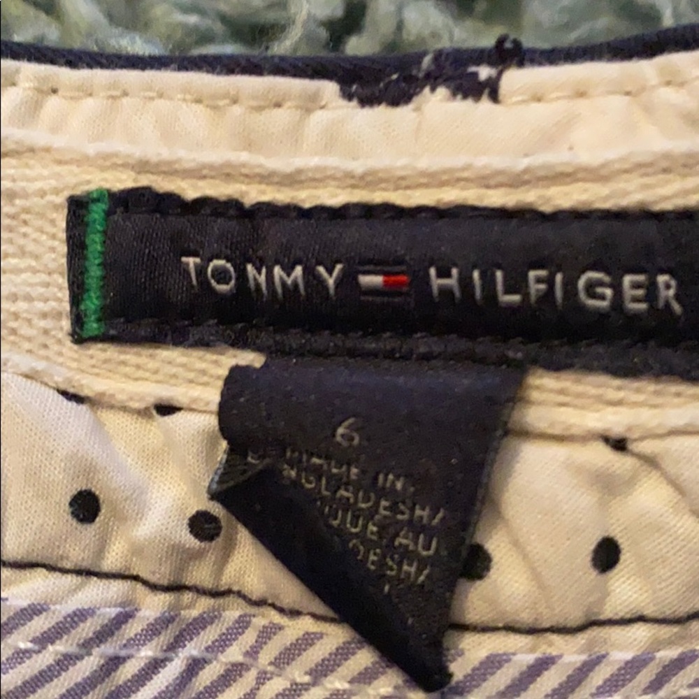 Tommy Hilfiger shorts size 6 - Picture 2 of 3